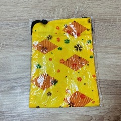 【新品】和柄巾着袋 和柄 花柄 和風 巾着袋 リバーシブル 黄色 イエローの画像