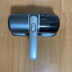 美品:ハンディー布団クリーナー コードレス