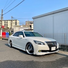 21マジェスタ‼️ピカピカのサンルーフ付き‼️車検2年付き‼️フ...