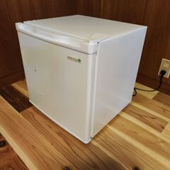 【譲ります】小型冷蔵庫（約35〜40L）無料 ※引き取り希望の画像