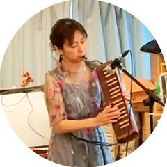 ピアノ・カリンバ・鍵盤ハーモニカの画像