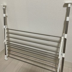 食器棚の画像