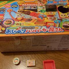アンパンマンハンバーガーの画像
