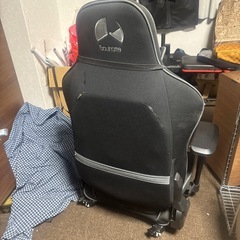 GX-570-BK ゲーミングチェア　バウヒュッテの画像