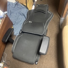 GX-570-BK ゲーミングチェア　バウヒュッテの画像