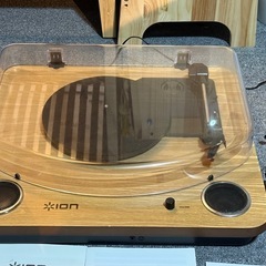 ION レコードプレーヤーの画像
