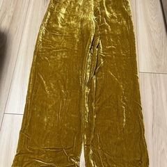 新品！　HELIOPOLE　ベロアパンツの画像