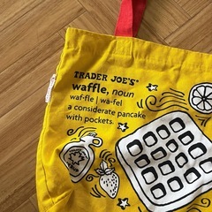 7月上旬まで⭐︎ Trader Joe’sトレーダージョーズ ワッフル トースト トートバッグの画像