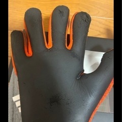 サッカーadidasGKグローブの画像