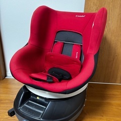 【譲り先決定済】コンビ　チャイルドシート　回転式の画像