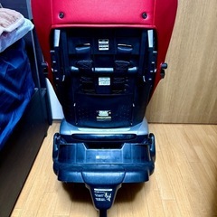 コンビ　チャイルドシート　ラクティアターンシリーズの画像