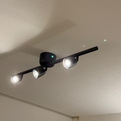 IKEA シーリングトラック 電球3個付き