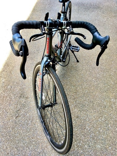 ロードバイク TRINX TEMPO1.0
