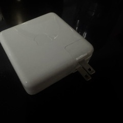 Apple充電器96W USB-C Power Adapterの画像