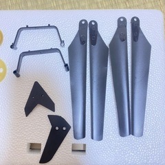 🚁【美品】LOK FLY X5 RCヘリコプター🔋予備パーツ多数！すぐ遊べます✨の画像