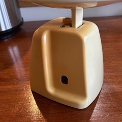 レトロな計量器の画像
