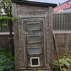 庭に置く道具入れの小屋。