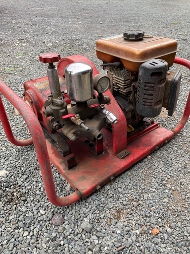 決まりました。動力噴霧器