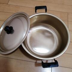 大きな鍋の画像