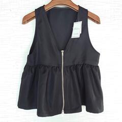 新品タグつき★ペプラムジップジレ