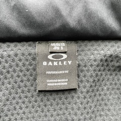 OAKLEY ウインドブレーカー FOA401601の画像