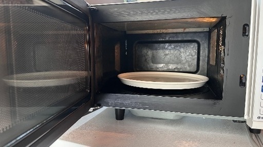 ?電子レンジ番号41  TOSHIBA 2021年製 大阪府内全域配達無料 保管場所での引取は値引きします