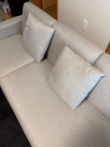 ３人掛けソファー決まりました