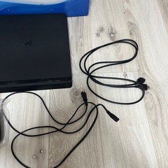 PS4【動作確認・初期化済】の画像