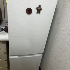 シャープ冷蔵庫当時10万円で買った物で