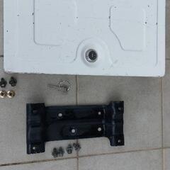 MITSUBISHI　ミニキャブ　工具箱