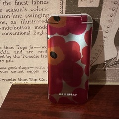 ガラケー携帯【marimekko】の画像