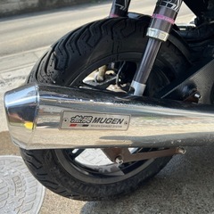 ホンダ PCX JF28 無限マフラー／ローダウン／エアロ【美車】の画像