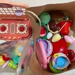 【あげます】おままごと、ハッピーセットのおもちゃ等