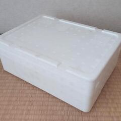 発泡スチロールの箱