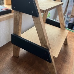 アンティーク　小さい棚の画像