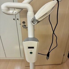 セルフホワイトニング用のLED照射器の画像