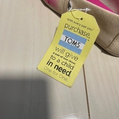 新品　TOMS スリッポンの画像