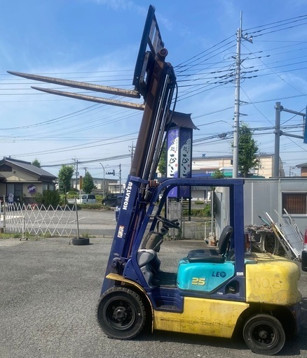 コマツ　フォークリフト2.5トン操作良好 