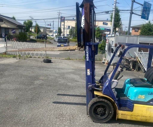 コマツ　フォークリフト2.5トン操作良好