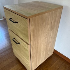 収納棚の画像