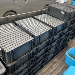 トロ舟23L　プランター　中　
メダカ等の飼育に使えます！　　　 