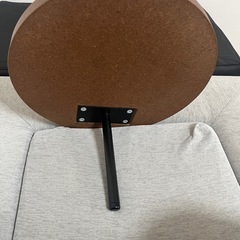 グラード テーブル丸 BR色の画像