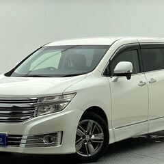 黒革シートの高級ミニバン(^_-)-☆