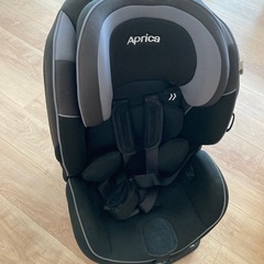Aprica チャイルドシート