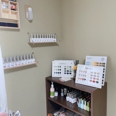 ベトナムのジェルネイル💅お手頃価格・持ちの良さに自信あり！ - 助け合い