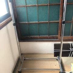 ハンガーラック