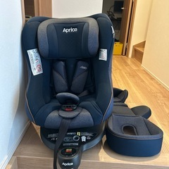 ISOFIX対応【Aprica チャイルドシート】360度回転式/説明書・付属品ありの画像