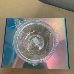 ペット用アクリル製食器台と食器セットの画像