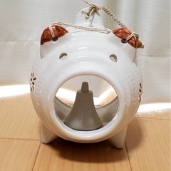 ブタ型の蚊取り線香台座の画像