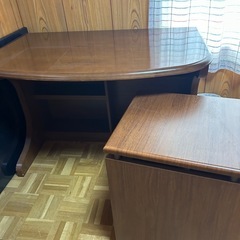 【変更しました】
学習机　モリモト家具で購入　　